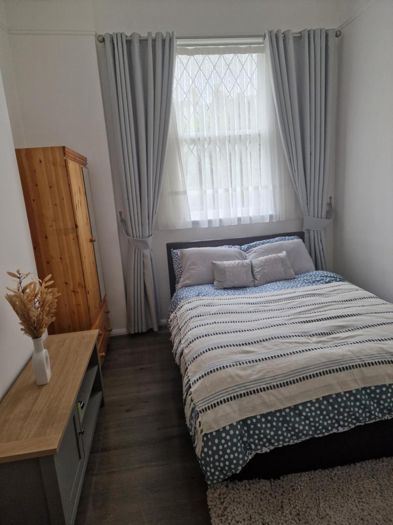 One Room In Stoke Newington London Exteriör bild